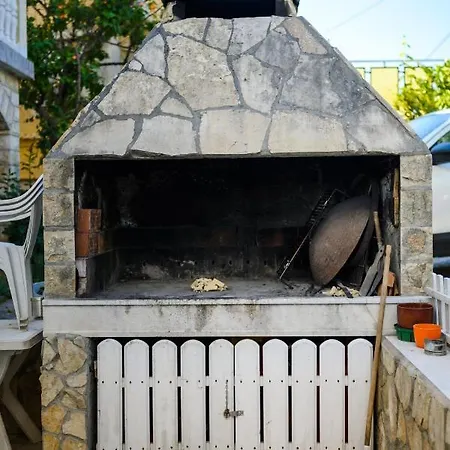 Milka Apartman Zára